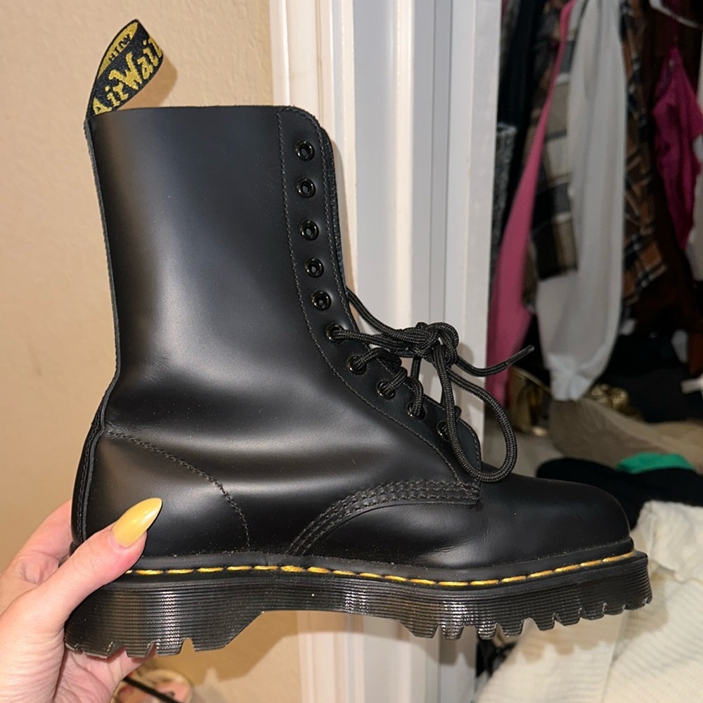 Dr martins platforms